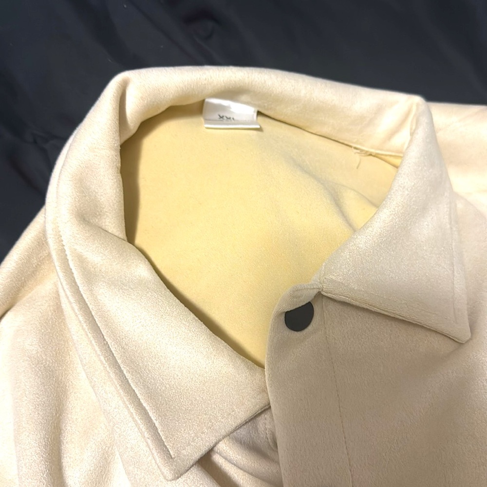 Cream-colored shirt-jacket or "shacket" cardigan with snap buttons - BRAND NEW - Picture 3 of 3